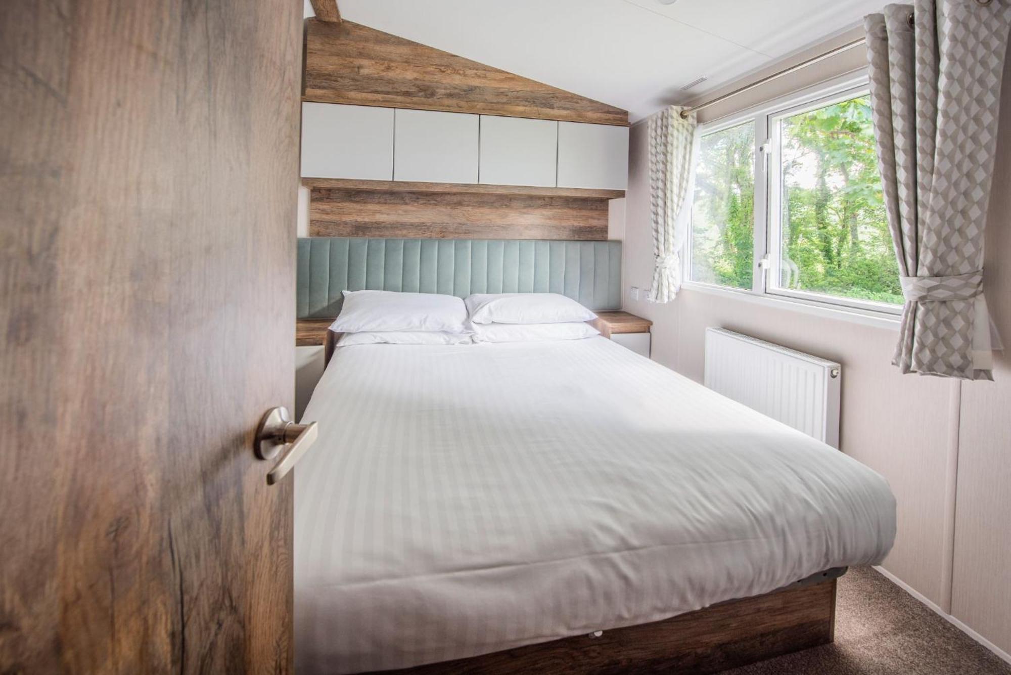 Sandaway Holiday Park Комб-Мартін Екстер'єр фото